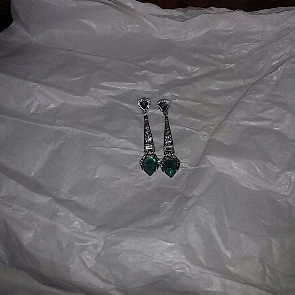 Gorgeous faux abalone earrings with crystal.